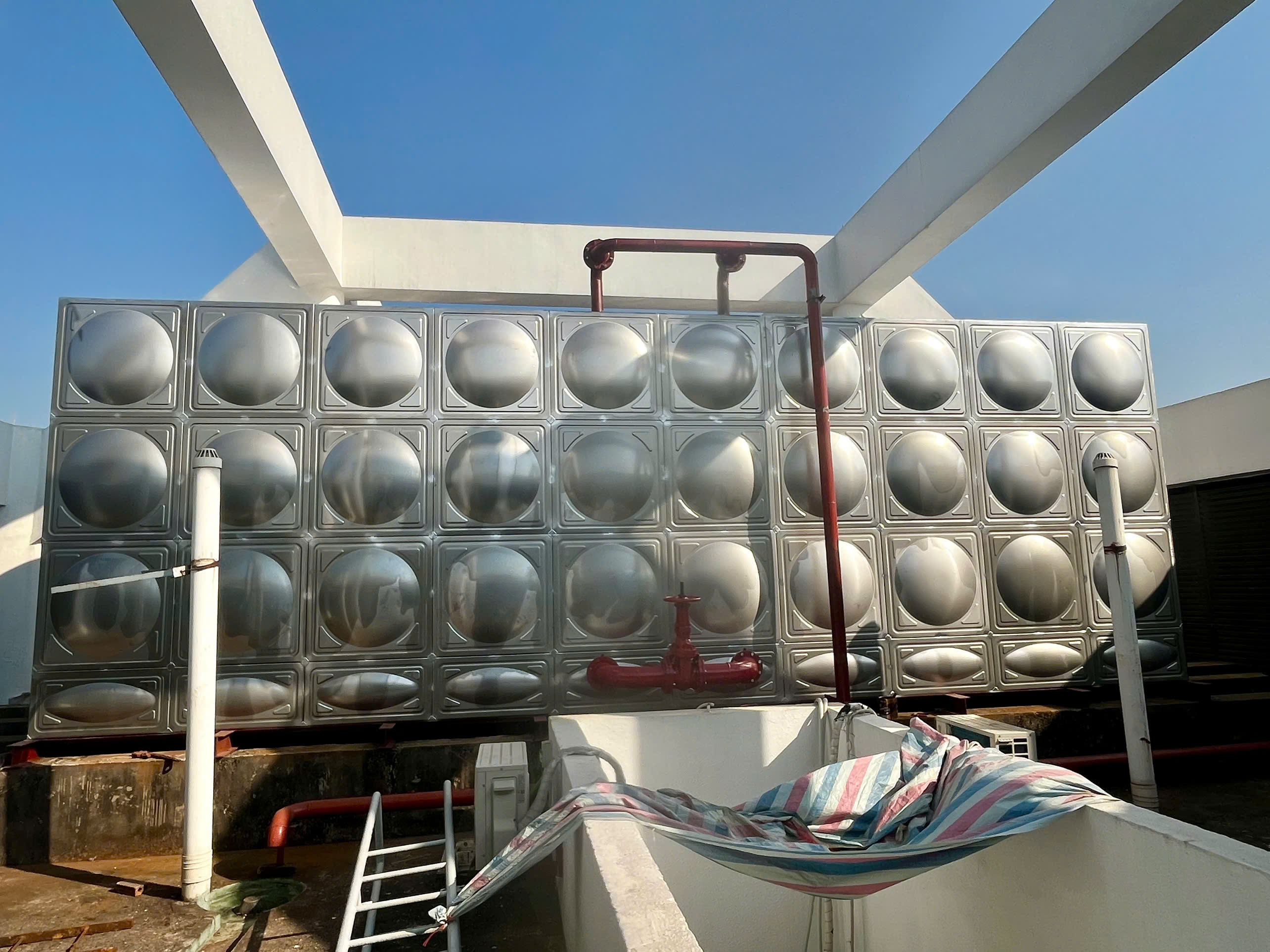 Mua bồn nước đặt nổi Hà Nội ở đâu uy tín, chất lượng?