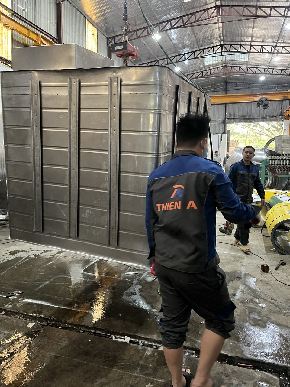 5 Lưu ý khi gia công bồn bể công nghiệp theo yêu cầu – Đảm bảo chất lượng & an toàn