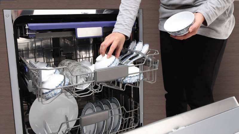 Sử Dụng Máy Rửa Bát Tiết Kiệm Nước