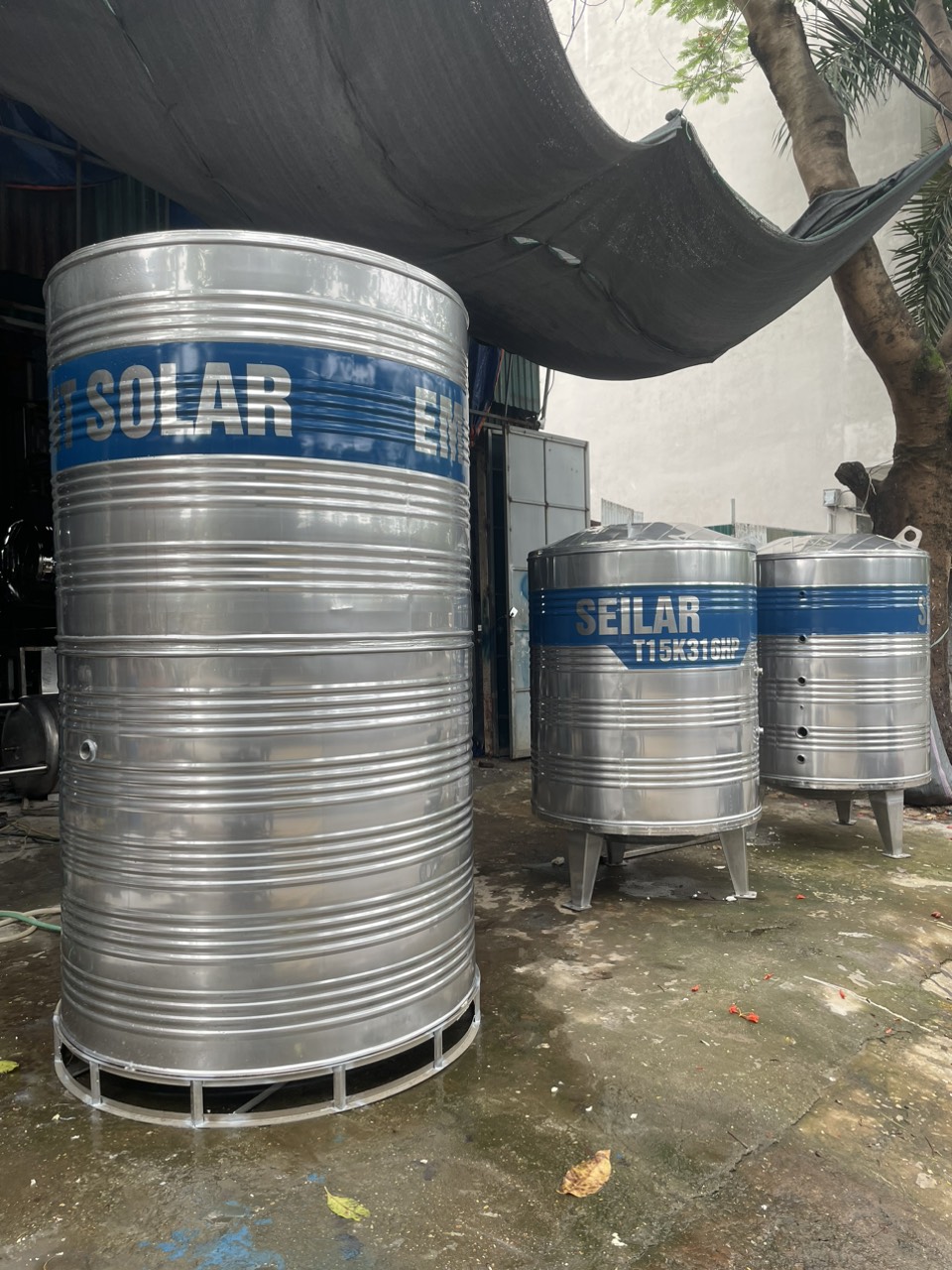 Tiêu chuẩn kỹ thuật cho bể nước inox sử dụng trong nhà máy sản xuất