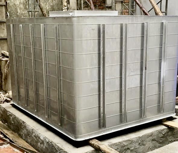 bể vuông ngầm inox 5000l 1